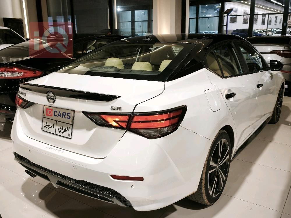 نيسان سنترا